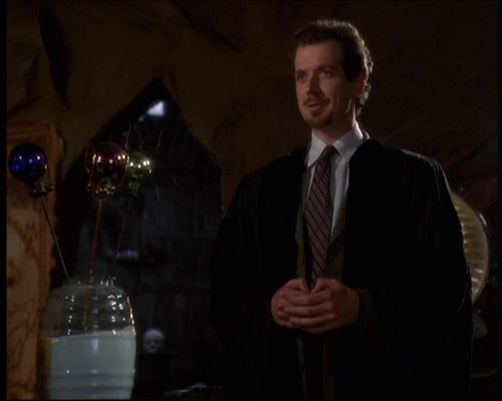 Charmed-Online-dot-net_621WitchWars1192.jpg Charmed-Online-dot-net_621WitchWars1192.jpg