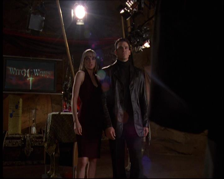 Charmed-Online-dot-net_621WitchWars1195.jpg Charmed-Online-dot-net_621WitchWars1195.jpg