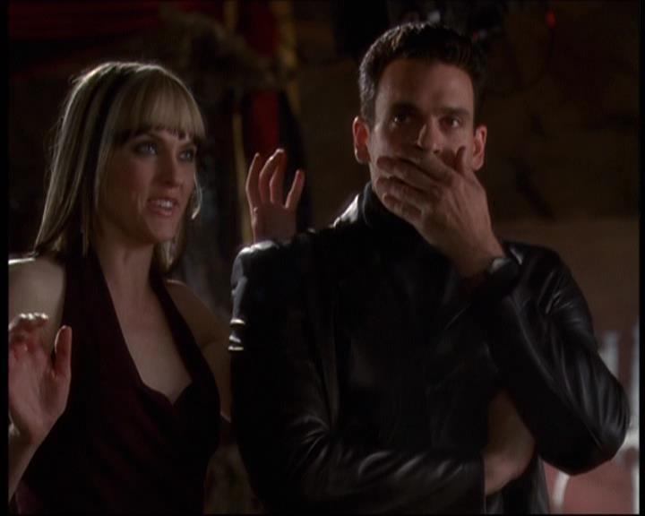 Charmed-Online-dot-net_621WitchWars1232.jpg Charmed-Online-dot-net_621WitchWars1232.jpg