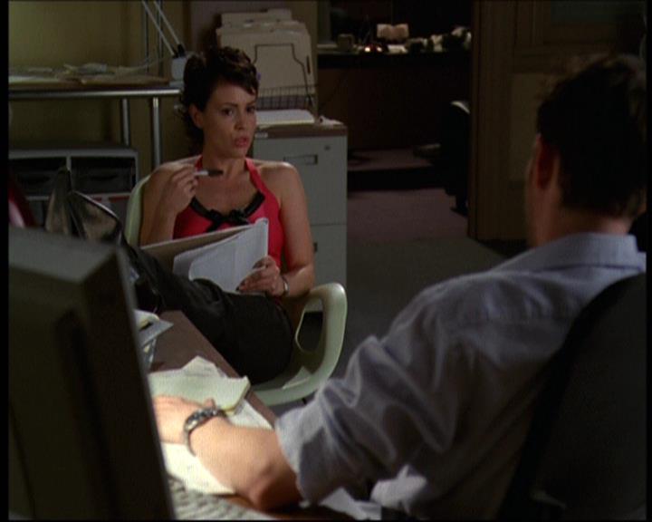 Charmed-Online-dot-net_621WitchWars1397.jpg