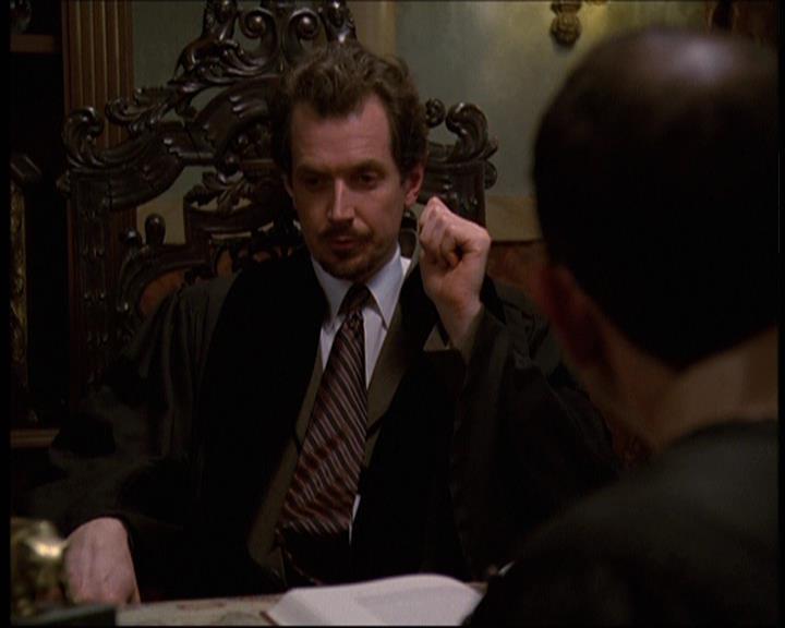 Charmed-Online-dot-net_621WitchWars1899.jpg Charmed-Online-dot-net_621WitchWars1899.jpg