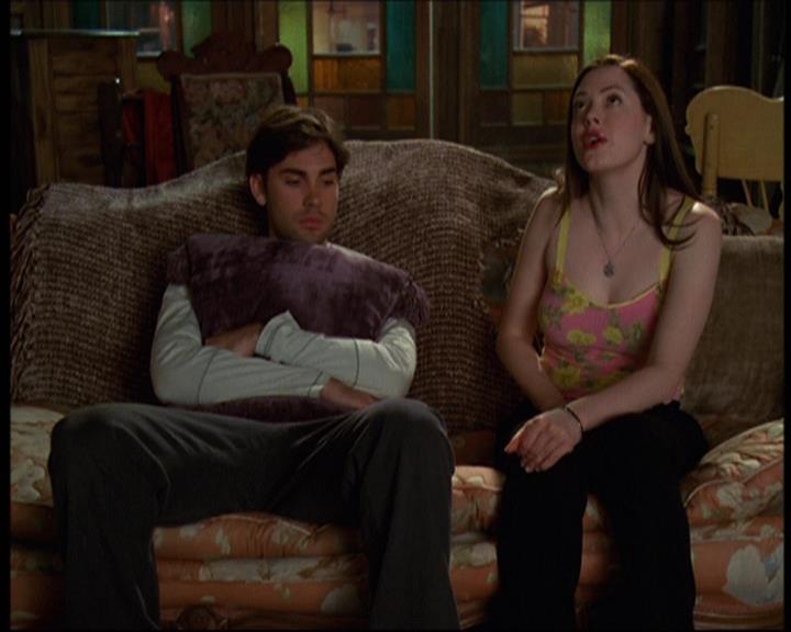 Charmed-Online-dot-net_621WitchWars2188.jpg Charmed-Online-dot-net_621WitchWars2188.jpg