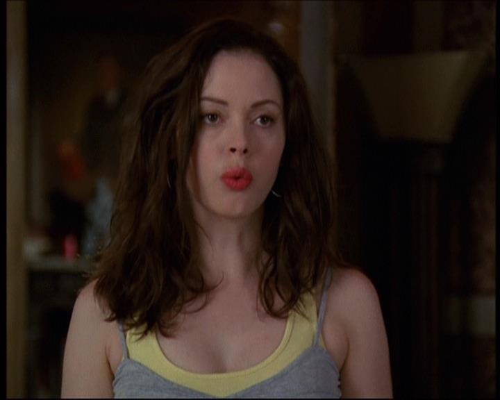 Charmed-Online-dot-net_622ItsABadBadBadBadWorldPart1-0021.jpg