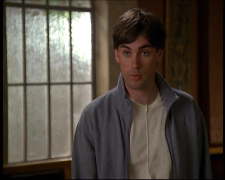 Charmed-Online-dot-net_622ItsABadBadBadBadWorldPart1-0028.jpg