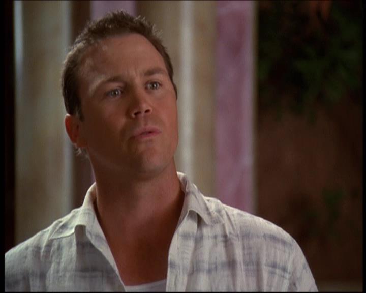 Charmed-Online-dot-net_622ItsABadBadBadBadWorldPart1-0065.jpg