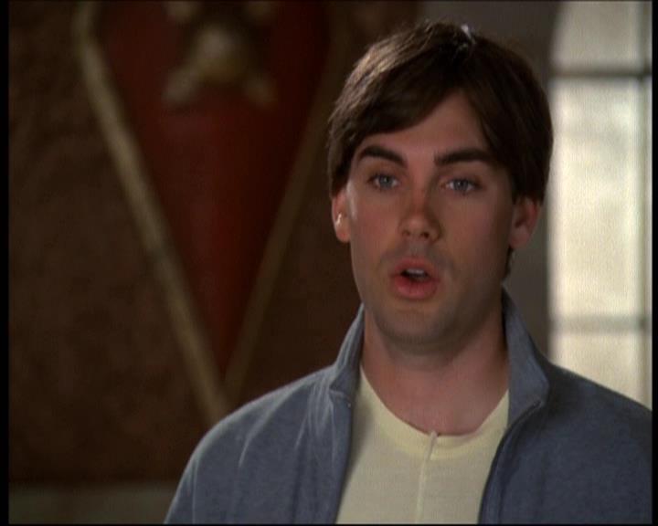 Charmed-Online-dot-net_622ItsABadBadBadBadWorldPart1-0108.jpg