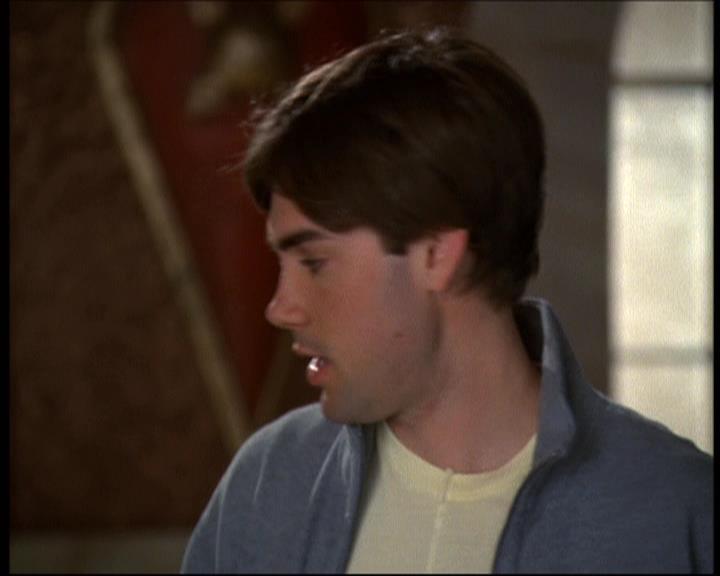 Charmed-Online-dot-net_622ItsABadBadBadBadWorldPart1-0109.jpg