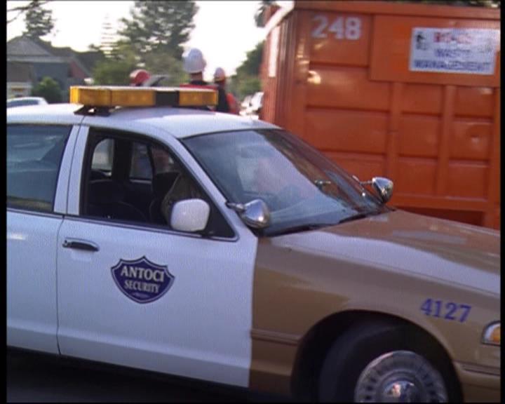 Charmed-Online-dot-net_622ItsABadBadBadBadWorldPart1-0267.jpg