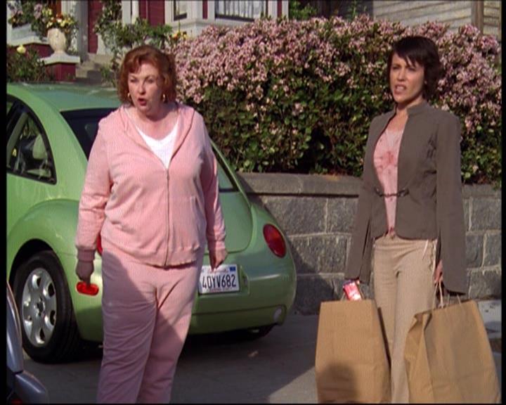Charmed-Online-dot-net_622ItsABadBadBadBadWorldPart1-0279.jpg