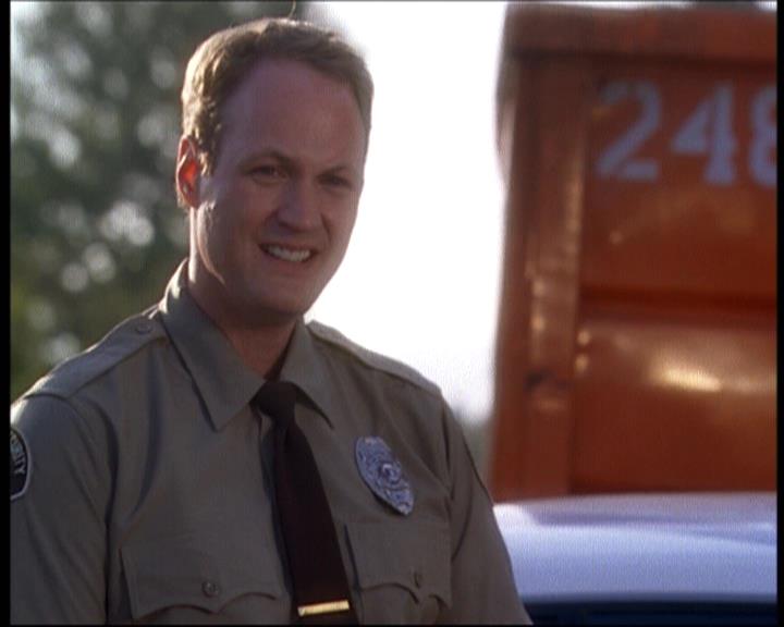 Charmed-Online-dot-net_622ItsABadBadBadBadWorldPart1-0281.jpg