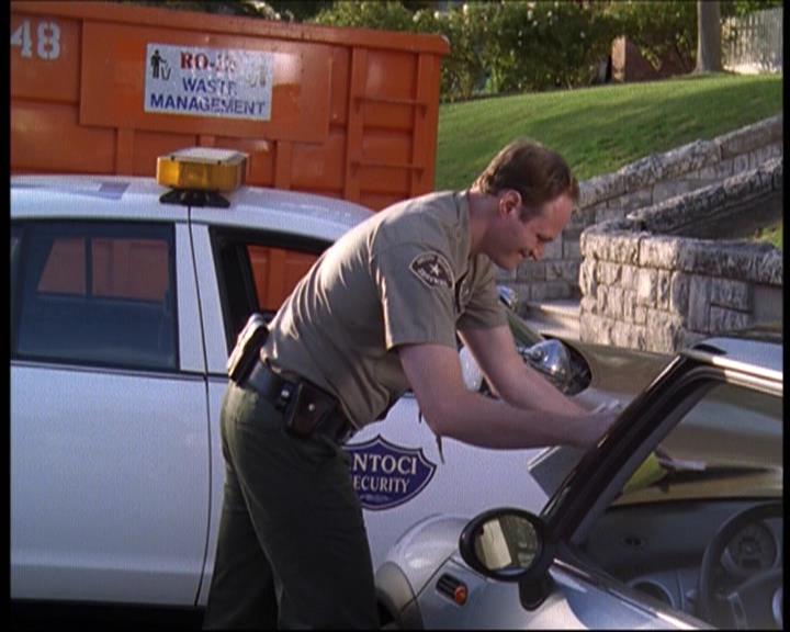 Charmed-Online-dot-net_622ItsABadBadBadBadWorldPart1-0290.jpg