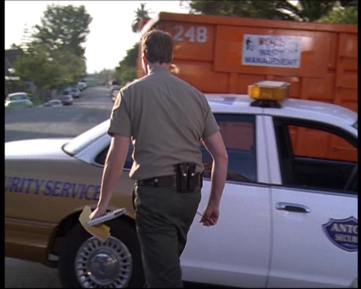 Charmed-Online-dot-net_622ItsABadBadBadBadWorldPart1-0292.jpg
