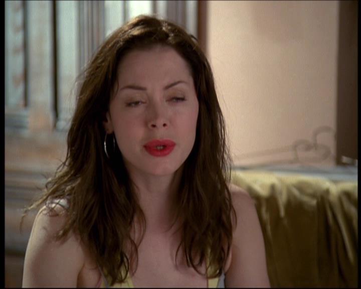 Charmed-Online-dot-net_622ItsABadBadBadBadWorldPart1-0329.jpg