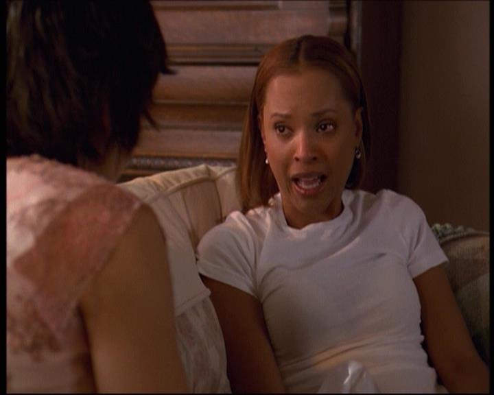 Charmed-Online-dot-net_622ItsABadBadBadBadWorldPart1-0411.jpg