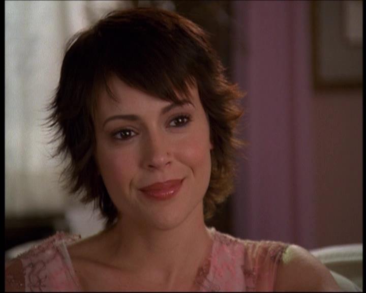Charmed-Online-dot-net_622ItsABadBadBadBadWorldPart1-0456.jpg