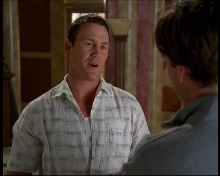 Charmed-Online-dot-net_622ItsABadBadBadBadWorldPart1-0487.jpg