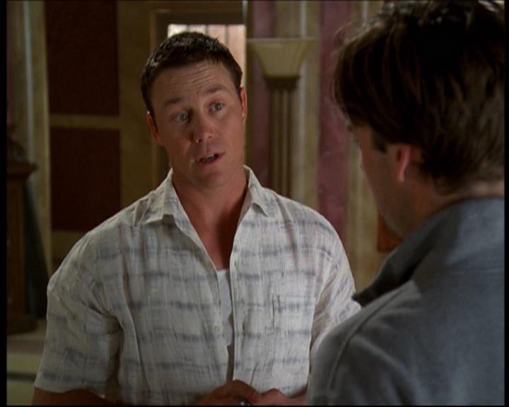 Charmed-Online-dot-net_622ItsABadBadBadBadWorldPart1-0499.jpg