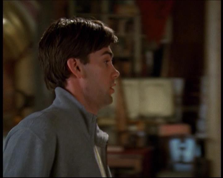 Charmed-Online-dot-net_622ItsABadBadBadBadWorldPart1-0535.jpg