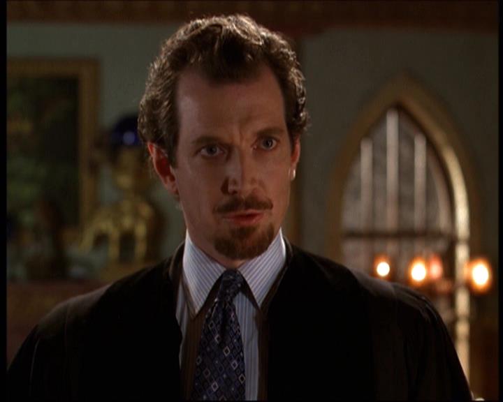 Charmed-Online-dot-net_622ItsABadBadBadBadWorldPart1-0598.jpg