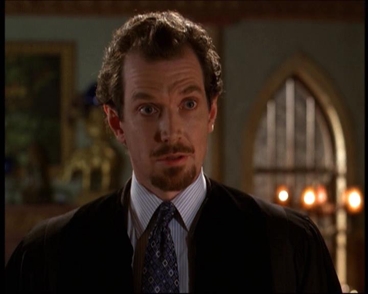 Charmed-Online-dot-net_622ItsABadBadBadBadWorldPart1-0609.jpg