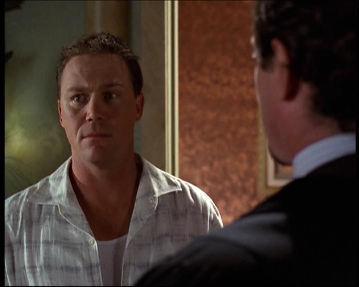 Charmed-Online-dot-net_622ItsABadBadBadBadWorldPart1-0626.jpg
