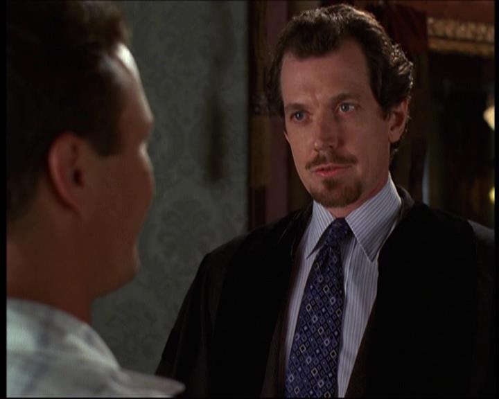 Charmed-Online-dot-net_622ItsABadBadBadBadWorldPart1-0628.jpg