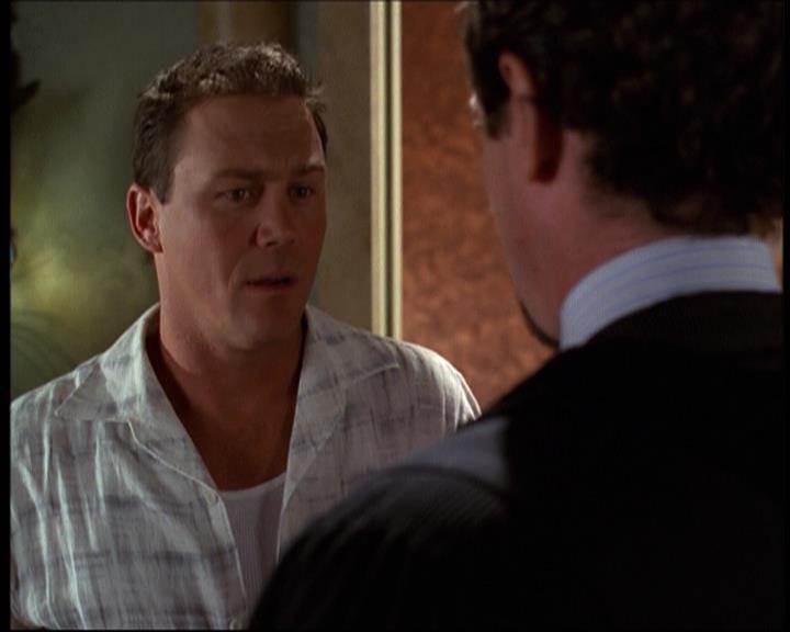 Charmed-Online-dot-net_622ItsABadBadBadBadWorldPart1-0632.jpg