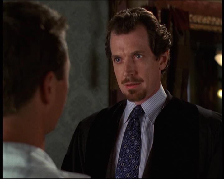 Charmed-Online-dot-net_622ItsABadBadBadBadWorldPart1-0643.jpg