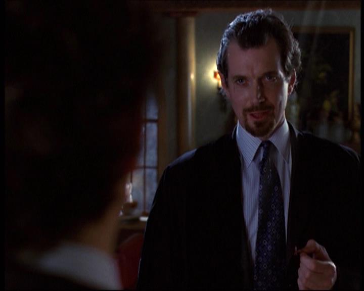 Charmed-Online-dot-net_622ItsABadBadBadBadWorldPart1-0654.jpg
