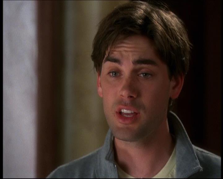 Charmed-Online-dot-net_622ItsABadBadBadBadWorldPart1-0796.jpg