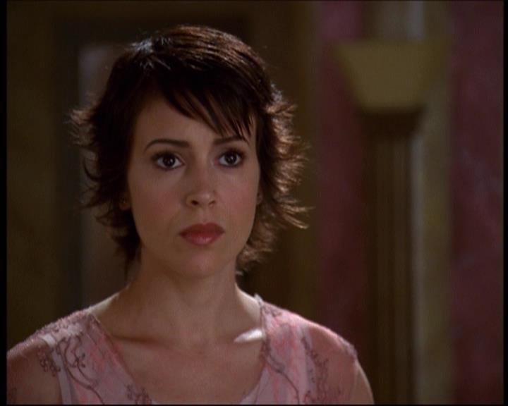 Charmed-Online-dot-net_622ItsABadBadBadBadWorldPart1-1007.jpg