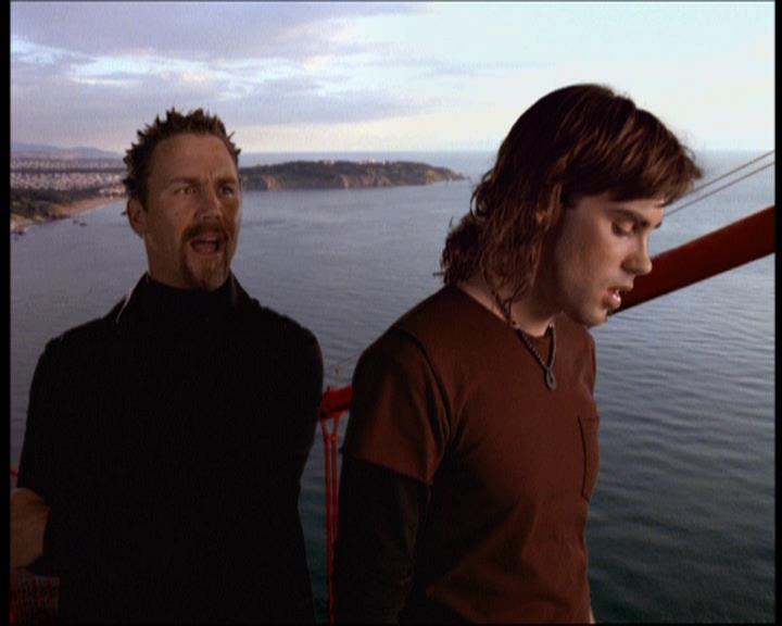 Charmed-Online-dot-net_622ItsABadBadBadBadWorldPart1-1045.jpg