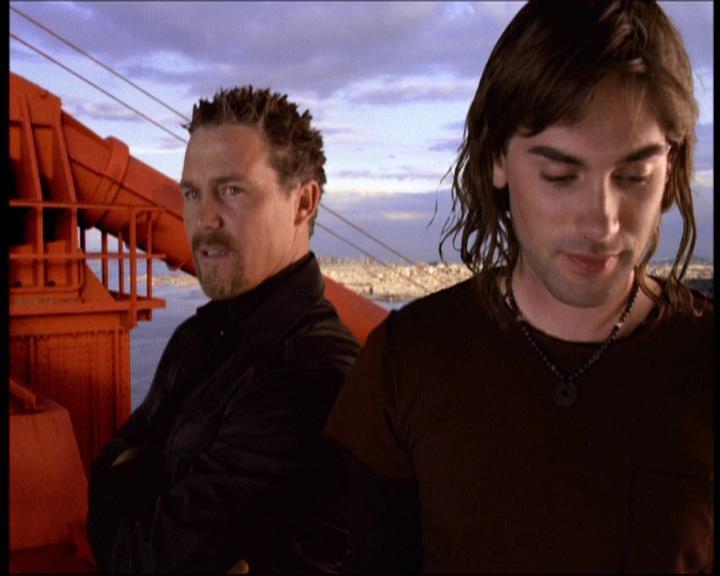 Charmed-Online-dot-net_622ItsABadBadBadBadWorldPart1-1053.jpg