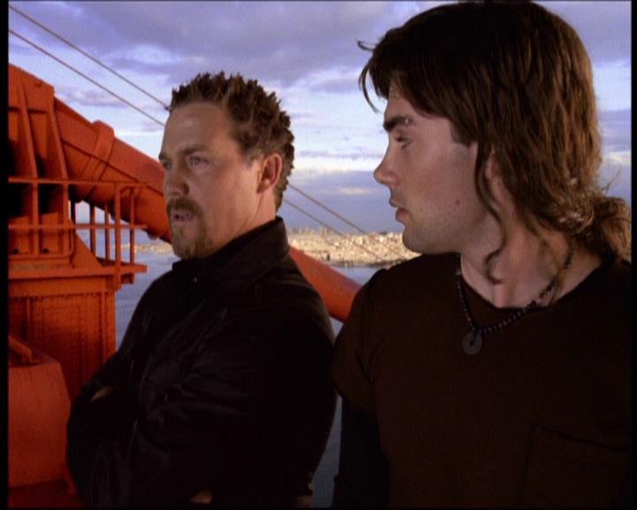 Charmed-Online-dot-net_622ItsABadBadBadBadWorldPart1-1074.jpg