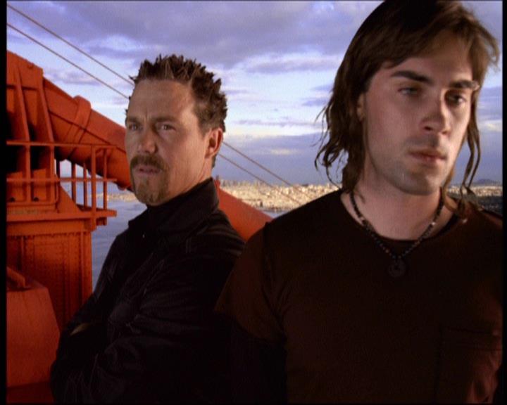 Charmed-Online-dot-net_622ItsABadBadBadBadWorldPart1-1096.jpg