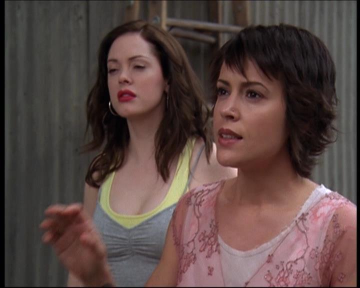 Charmed-Online-dot-net_622ItsABadBadBadBadWorldPart1-1213.jpg Charmed-Online-dot-net_622ItsABadBadBadBadWorldPart1-1213.jpg