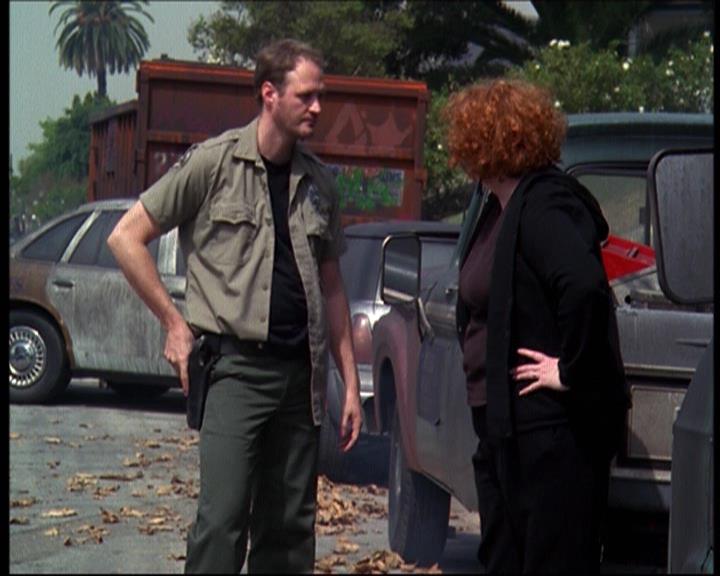 Charmed-Online-dot-net_622ItsABadBadBadBadWorldPart1-1627.jpg