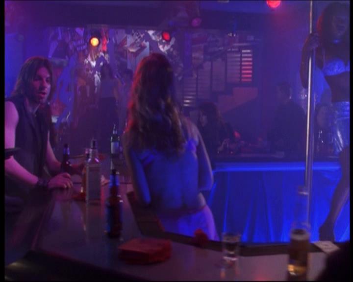Charmed-Online-dot-net_622ItsABadBadBadBadWorldPart1-1670.jpg