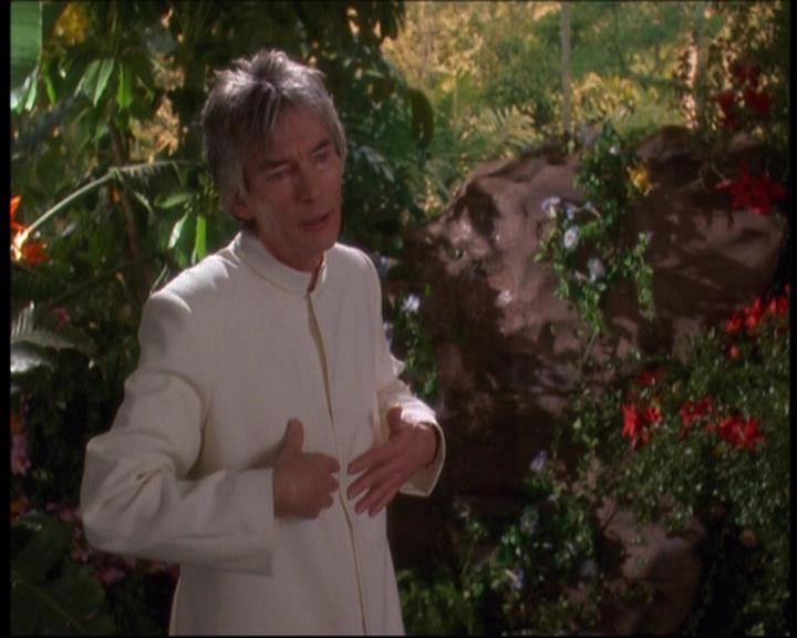 Charmed-Online-dot-net_622ItsABadBadBadBadWorldPart1-1807.jpg