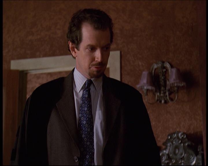 Charmed-Online-dot-net_622ItsABadBadBadBadWorldPart1-1917.jpg