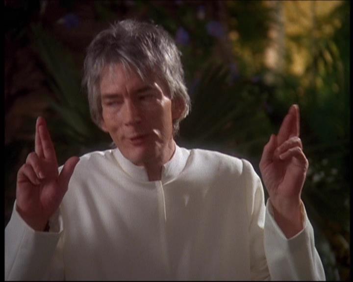 Charmed-Online-dot-net_622ItsABadBadBadBadWorldPart1-1966.jpg