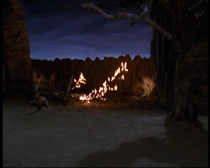 Charmed-Online-dot-net_623ItsABadBadBadBadWorldPart2-0176.jpg