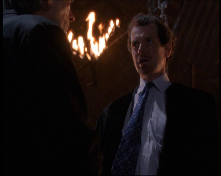 Charmed-Online-dot-net_623ItsABadBadBadBadWorldPart2-0191.jpg