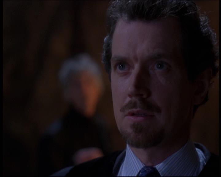 Charmed-Online-dot-net_623ItsABadBadBadBadWorldPart2-0234.jpg