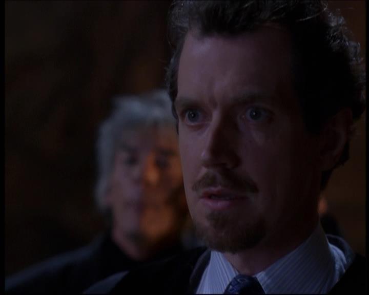 Charmed-Online-dot-net_623ItsABadBadBadBadWorldPart2-0243.jpg