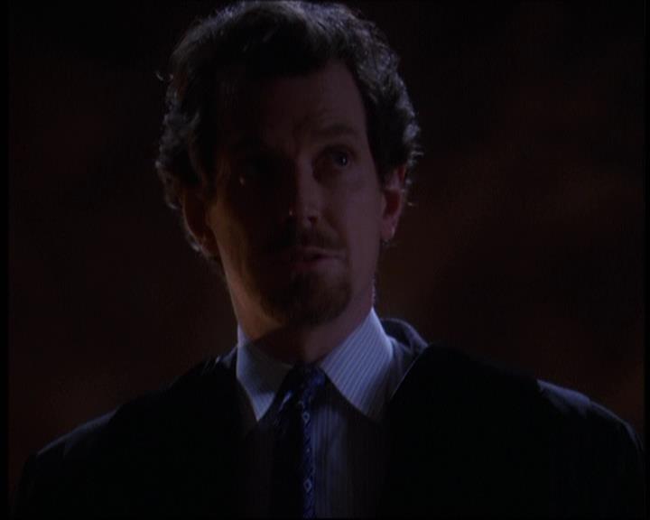Charmed-Online-dot-net_623ItsABadBadBadBadWorldPart2-0287.jpg