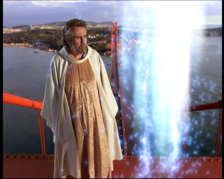 Charmed-Online-dot-net_623ItsABadBadBadBadWorldPart2-0403.jpg