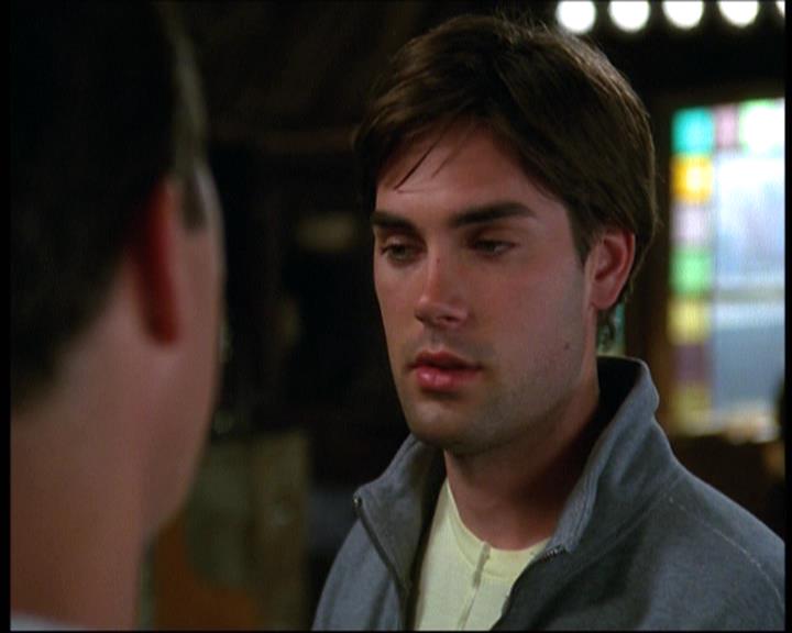 Charmed-Online-dot-net_623ItsABadBadBadBadWorldPart2-0721.jpg