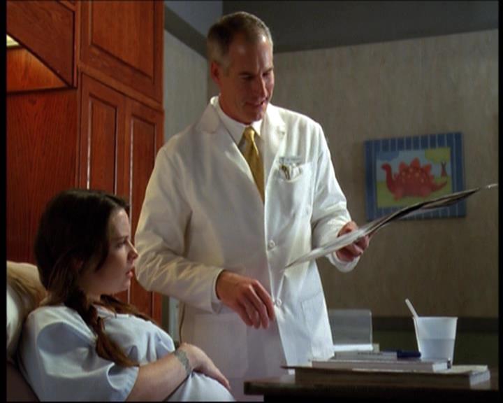 Charmed-Online-dot-net_623ItsABadBadBadBadWorldPart2-0850.jpg Charmed-Online-dot-net_623ItsABadBadBadBadWorldPart2-0850.jpg