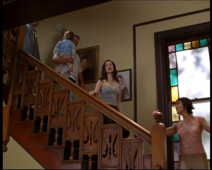 Charmed-Online-dot-net_623ItsABadBadBadBadWorldPart2-0997.jpg